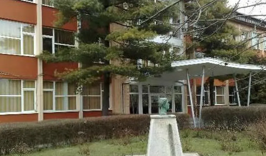 Două şcoli, sub ameninţare cu bomba la Bacău