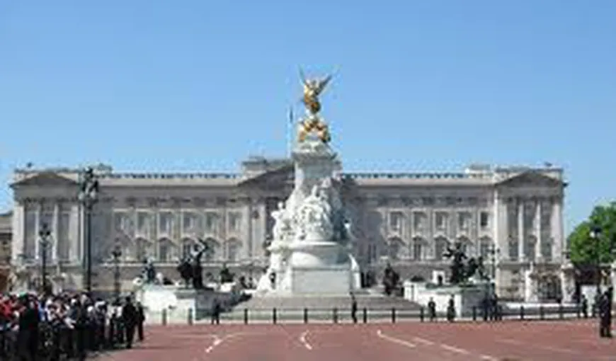 Prinţul Charles ar vrea să transforme Palatul Buckigham în hotel