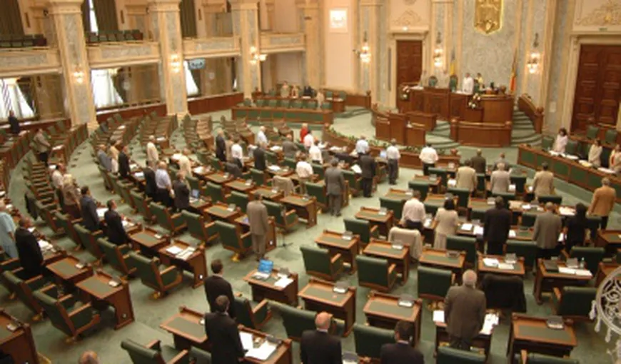 Opoziţia a refuzat dezbaterea Legii asistenţei sociale, iar şedinţa Senatului a fost suspendată