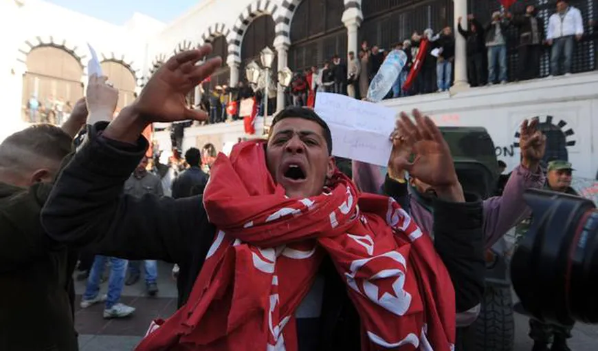 Proteste violente în Tunisia, după ce islamiştii au câştigat alegerile