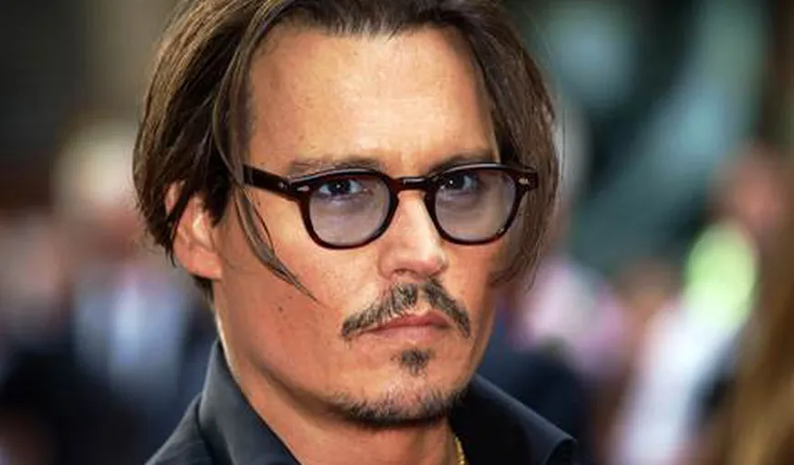 Johnny Depp vrea sa fie incinerat şi pus într-o sticlă de whisky