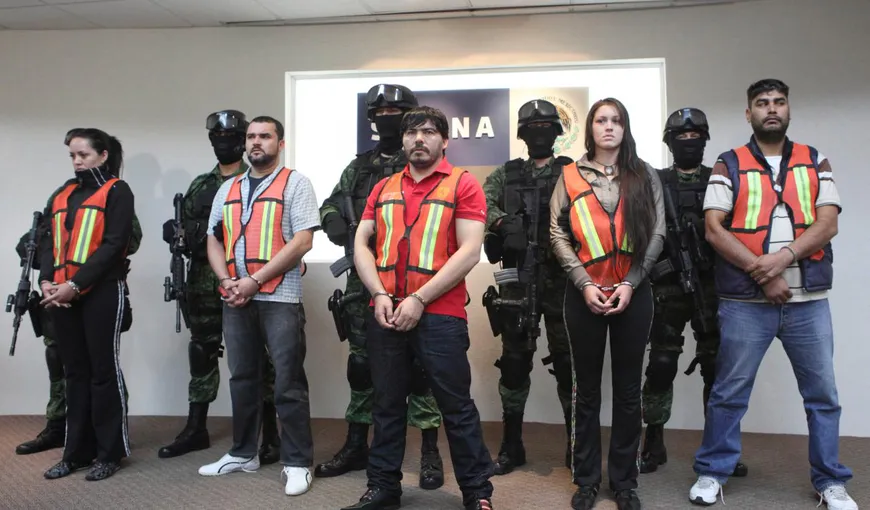 Zeci de persoane, suspectate de trafic de droguri, au fost arestate, simultan, in Stalele Unite
