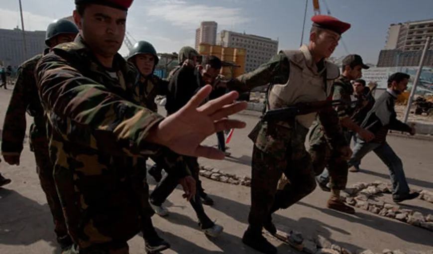 Egipt: Armata prezintă scuze oficiale după moartea a zeci de manifestanţi