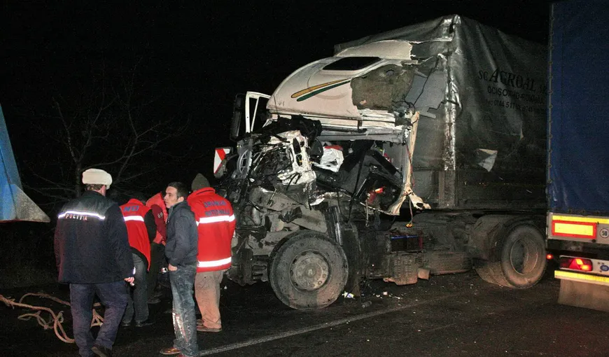 Doi oameni de afaceri din Caraş-Severin au murit într-un accident rutier
