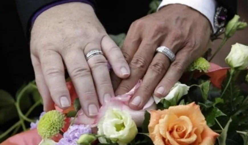 Avalanşă de căsătorii între homosexuali în Spania