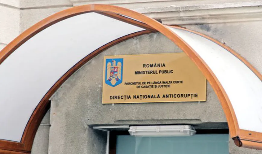 Avram şi Ţerbea, audiaţi la DNA în dosarul dezafilierii Universităţii Craiova