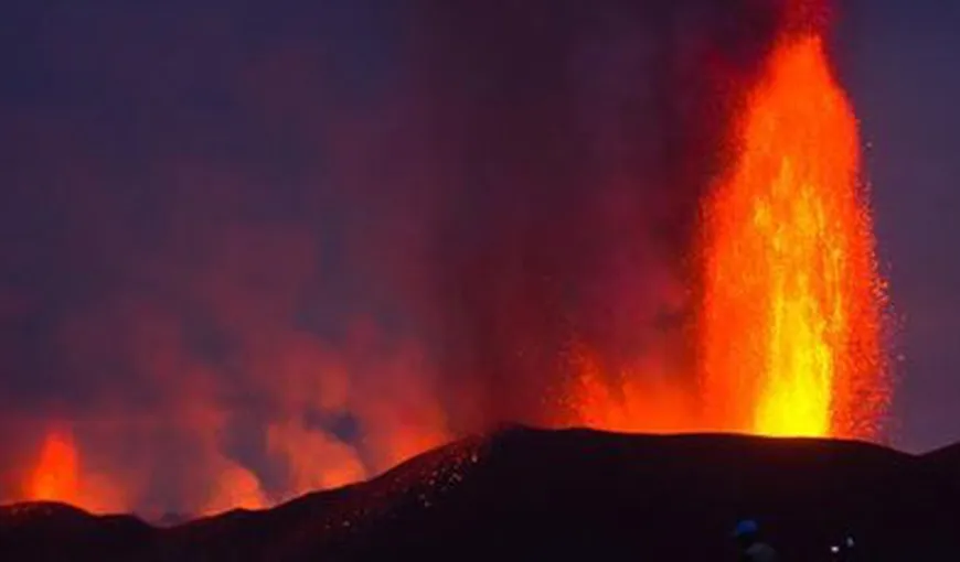 Turism vulcanic în Congo: Turiştii pot asista la erupţiile din Parcul Virunga VIDEO