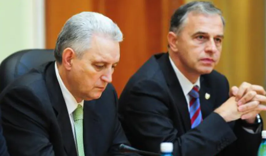 Cum s-au înţepat Mircea Geoană şi Ilie Sârbu la şedinţa conducerii Senatului