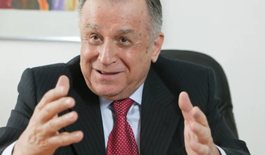 Iliescu, despre decorarea primarilor: Dacă sunt gânduri ascunse, e de rău