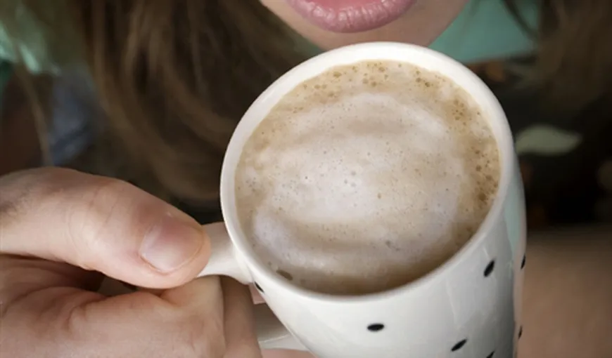 Cafeaua cu lapte duce la formarea cariilor dentare