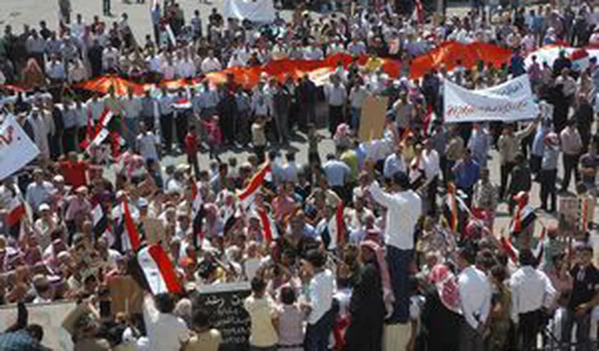 Manifestanţii sirieni pro-Assad au atacat ambasadele Marocului şi Emiratelor Arabe Unite