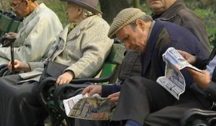 Sibiu: Aproape 90% din pensionarii pe caz de boală reverificaţi iau ilegal banii