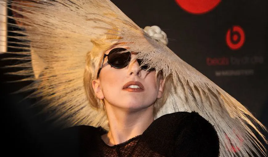 Lady Gaga, victima hackerilor. Vezi ce a păţit artista