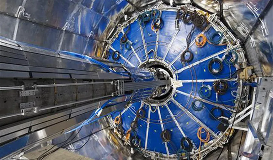 Cercetătorii de la CERN au anunţat descoperirea „particulei lui Dumnezeu”
