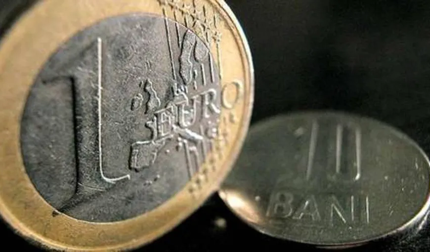 CURS VALUTAR: Euro coboară sub 4,35 lei