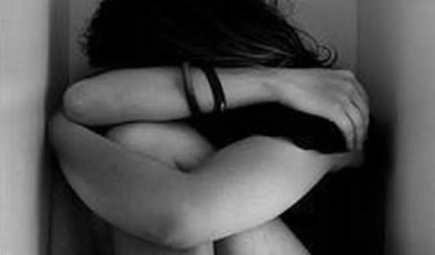 Sex la şcoală: O elevă din Bucureşti susţine că a fost violată de un coleg
