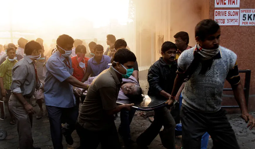 India: Peste 70 de persoane au murit într-un incendiu de proporţii la un spital – VIDEO