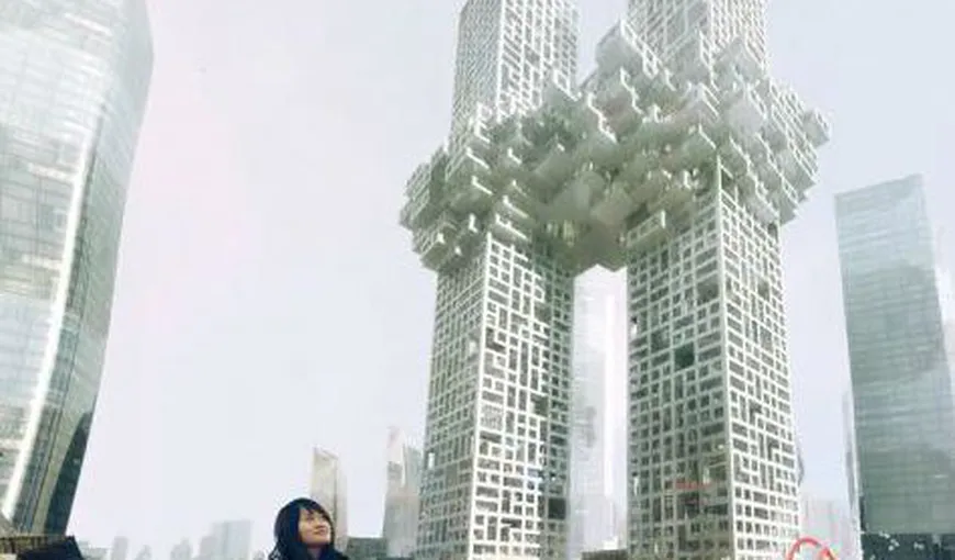 Ziua în imagini. Clădiri de birouri in Coreea de Sud, identice cu turnurile gemene bombardate