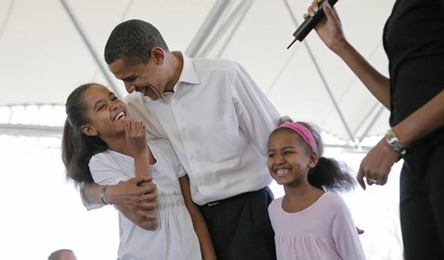 Obama nu-şi lasă fiicele pe Facebook