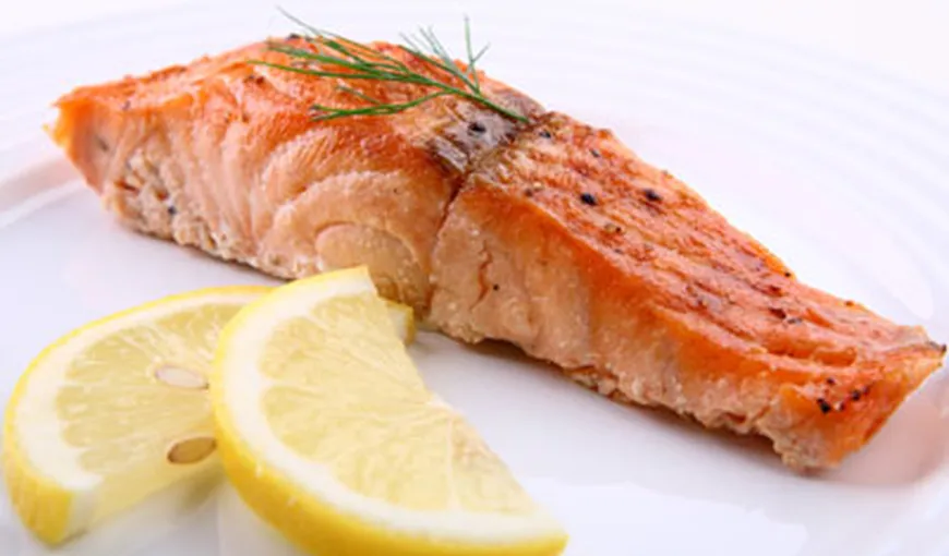 Consumul de peşte, benefic pentru sănătatea cardiacă a femeilor