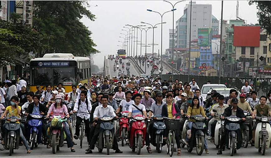 Vietnam: Haos în trafic. Nu există nicio regulă! – VIDEO