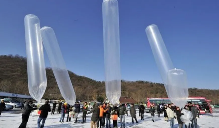 Baloane cu mâncare trimise peste graniţă pentru nord-coreeni – VIDEO
