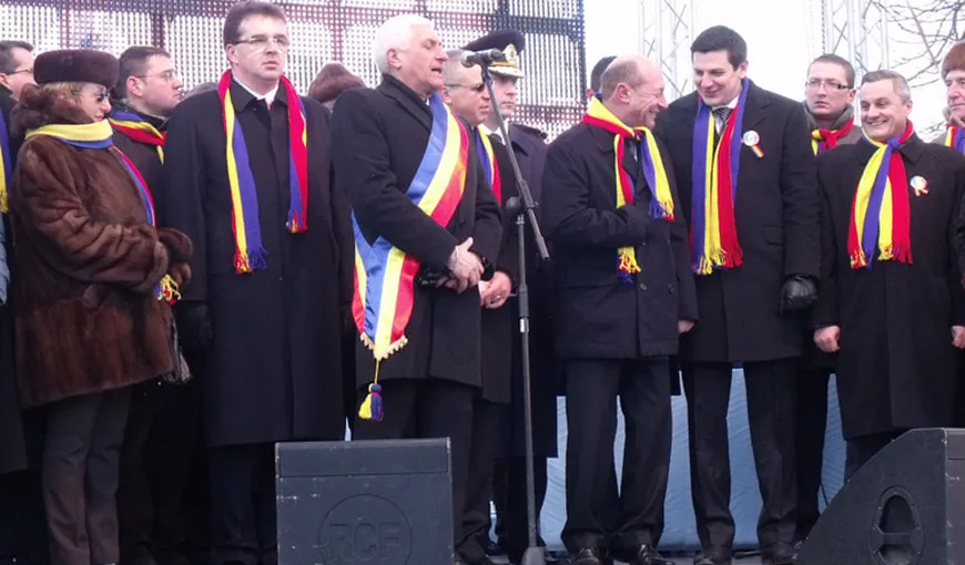 Ce spune Oprişan despre o posibilă prezenţă a lui Băsescu în mulţime, la Focşani
