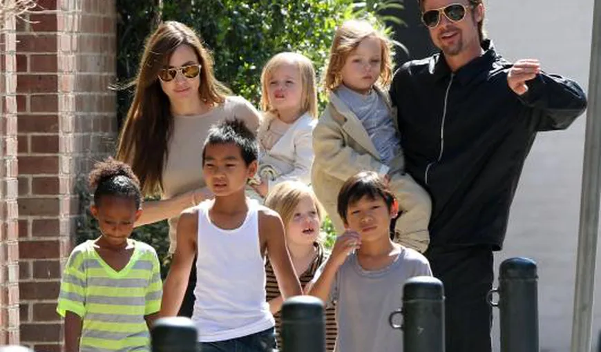 Brad Pitt şi Angelina Jolie nu-şi lasă copiii să-i caute pe Google