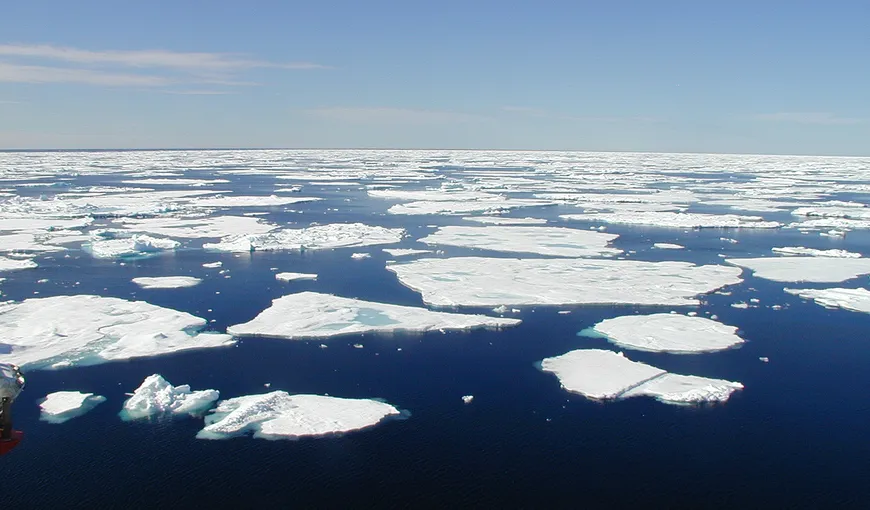 O imensă rezervă de apă dulce se ascunde sub Oceanul Arctic