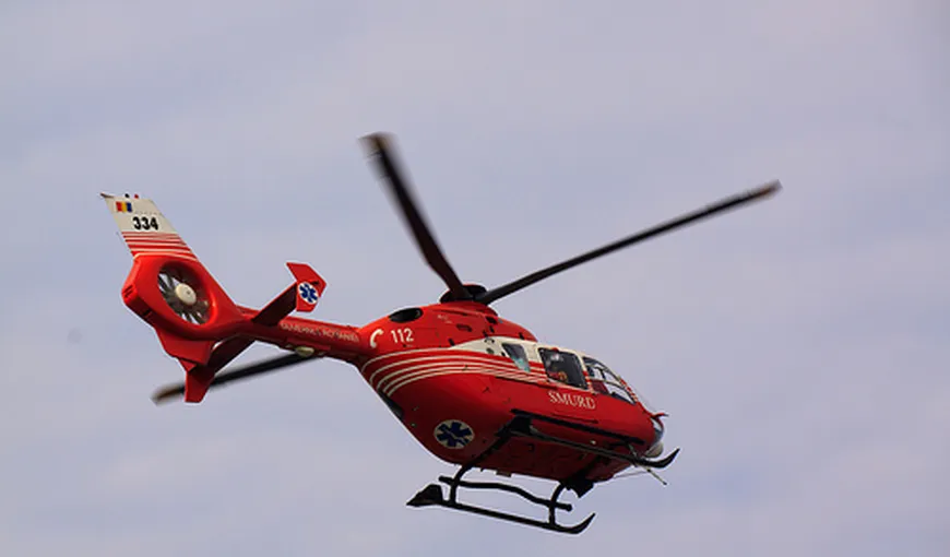 Elicopter MAI, în misiune de salvare a unui bărbat din Târgovişte