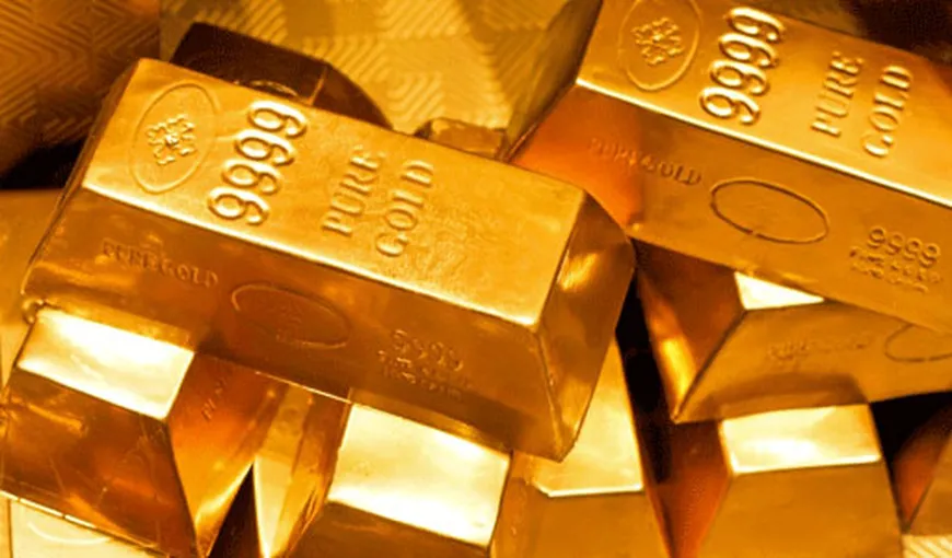Preţul aurului, aproape de cea mai mare creştere lunară după august 2011