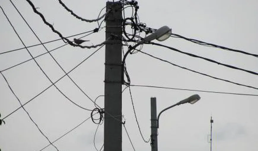 71 de localităţi din Ilfov şi Giurgiu au rămas fără energie electrică, din cauza ninsorii