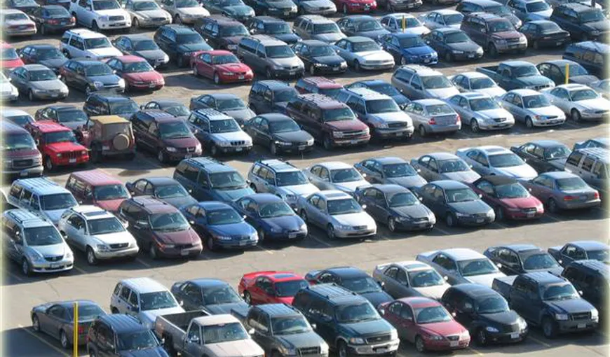Piaţa auto din România a scăzut cu 7,4% în 2011. Producţia naţională s-a redus cu 4,5%