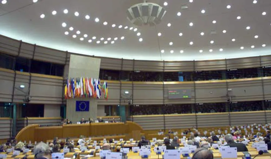 USL atacă Guvernul Boc în PE. PDL cere europarlamentarelor USL să-şi tempereze soţii