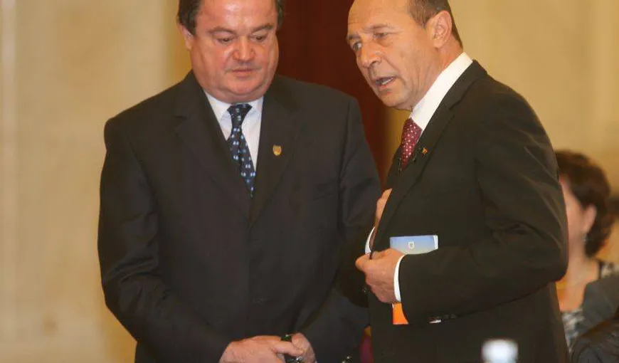 Capete căzute, la „ordinul” lui Băsescu. Cum a scăpat preşedintele de politicienii incomozi