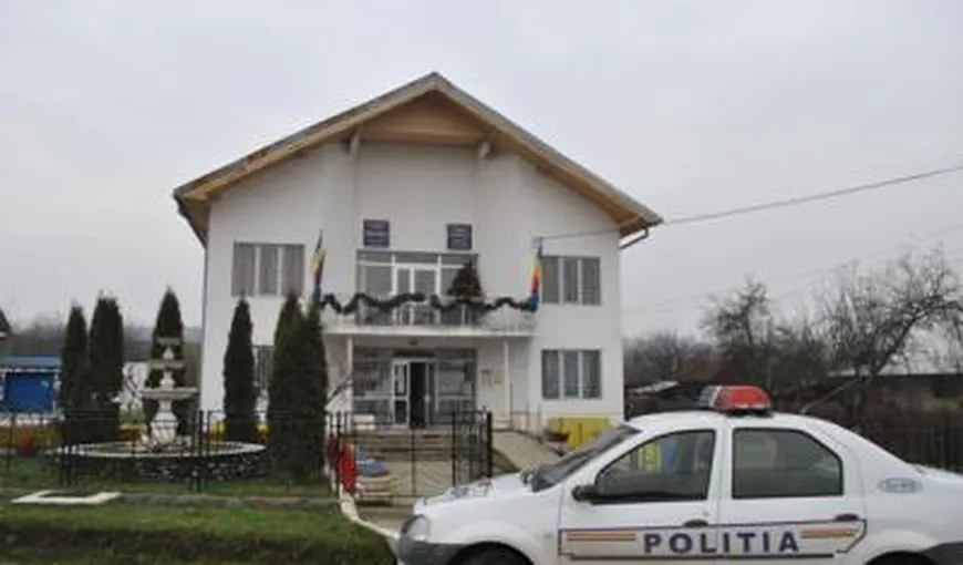 Primarul care bate criza: edilul unei comune din Gorj face cadouri localnicilor