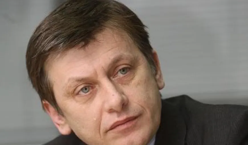 Antonescu vrea să-l excludă pe Meleşcanu din PNL. „Desemnarea, o afacere strict între el şi Băsescu”