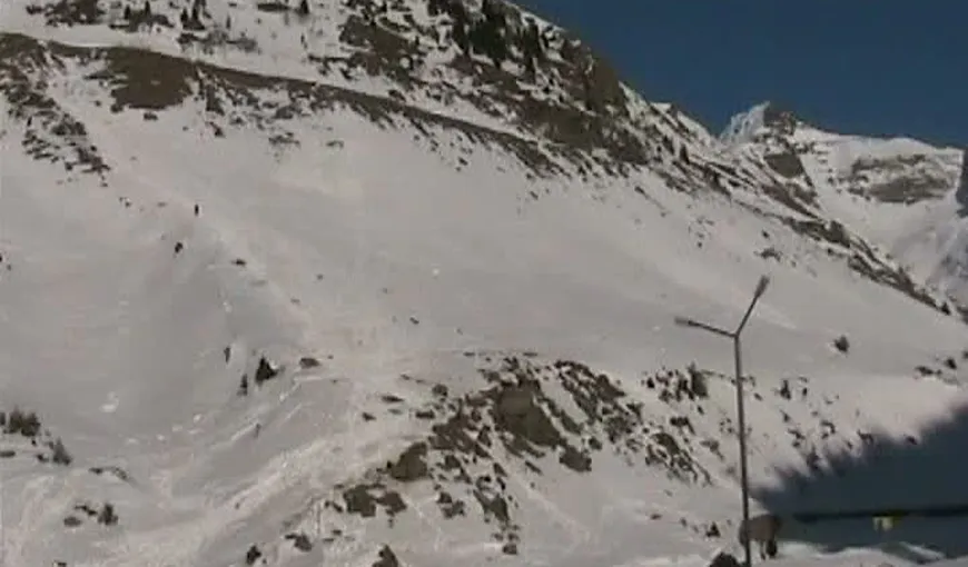 Pericol mare de avalanşă în munţii din judeţul Braşov