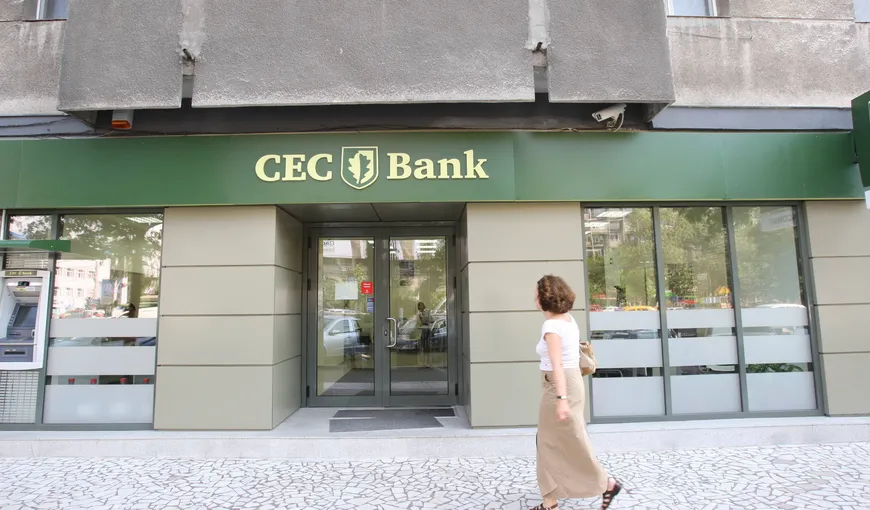 O femeie acuzată că şi-a furat propriul card a dat CEC Bank în judecată