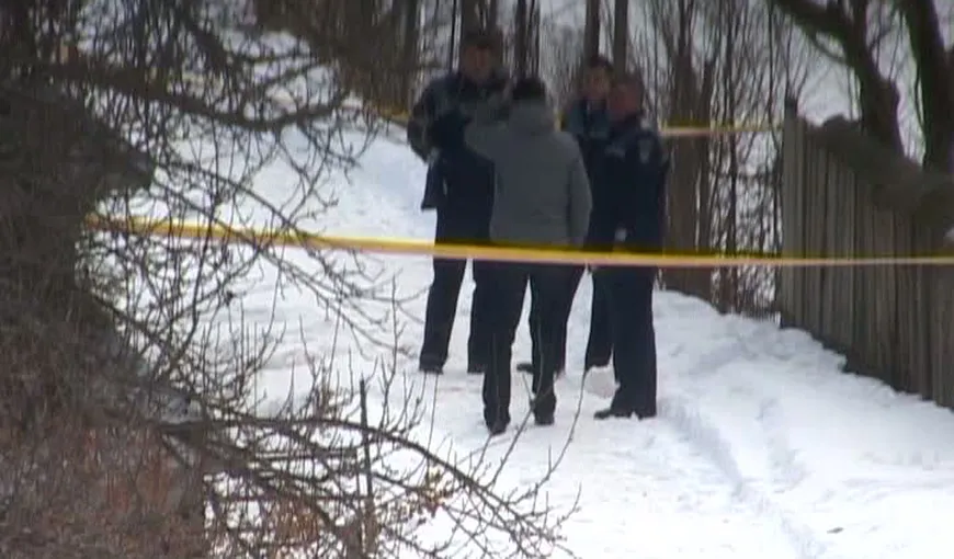 TRAGEDIE O fată a murit după ce a fost bătută şi probabil violată, apoi abandonată într-un şanţ
