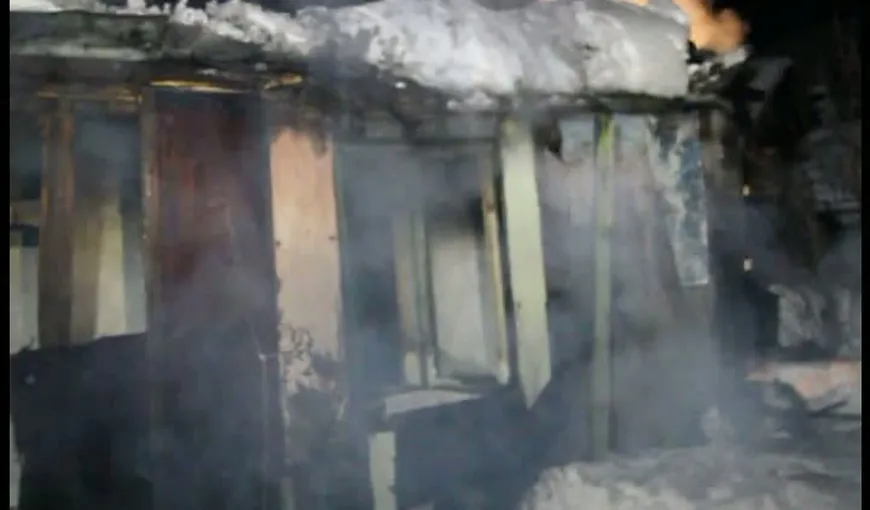 Şase persoane au murit în trei incendii devastatoare din Braşov şi Botoşani VIDEO