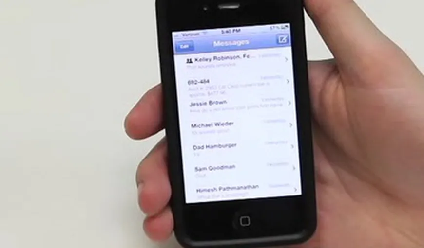 Cum resetezi un iPhone blocat complet VIDEO