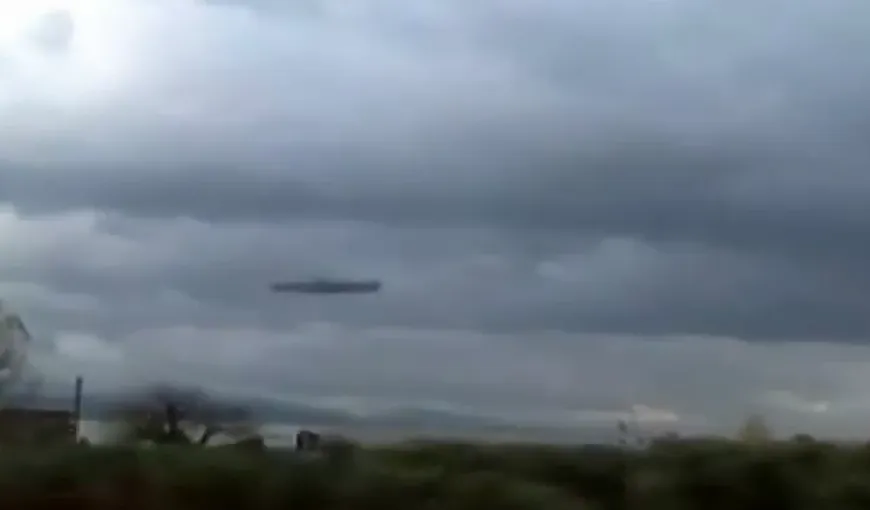 Imagini inedite: Un OZN ar fi fost surprins în New Mexico VIDEO