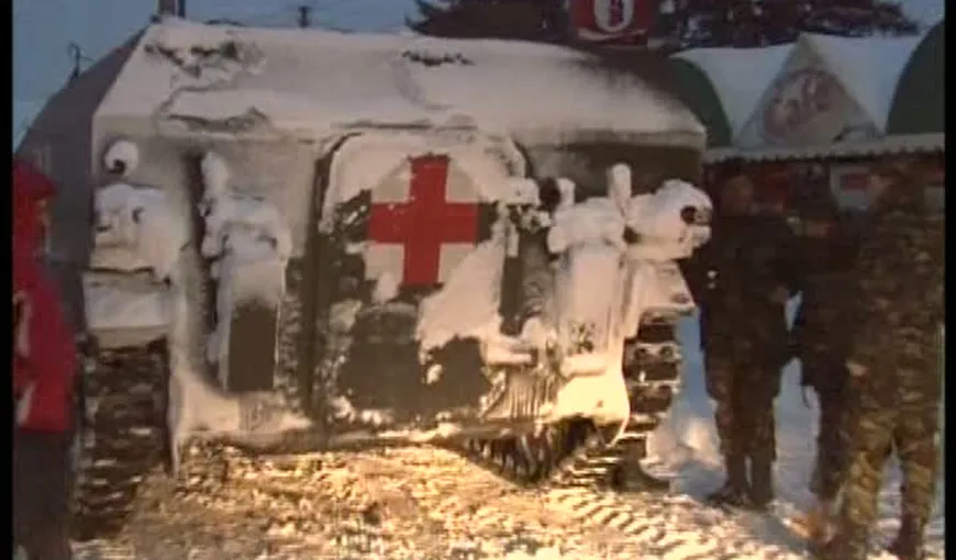 Maşina Armatei, trimisă la doi bolnavi din Buzău, a rămas înzăpezită