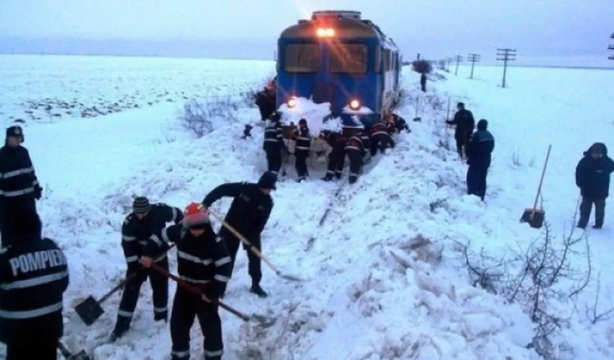 Coşmarul Oţelului continuă. Trenul s-a blocat a doua oară, pe drumul de întoarcere la Galaţi