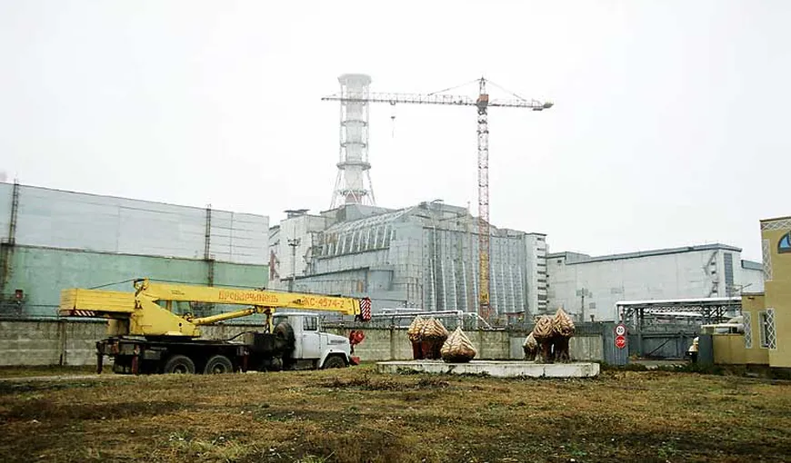 Lucrările la noul sarcofag al reactorului avariat de la Cernobîl încep în aprilie