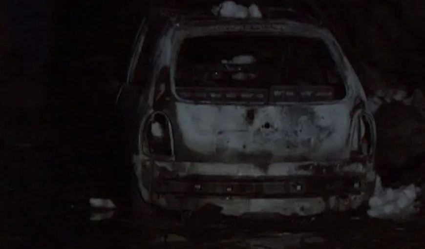 „Dorel” a ajuns mecanic auto şi dă foc la maşini VIDEO
