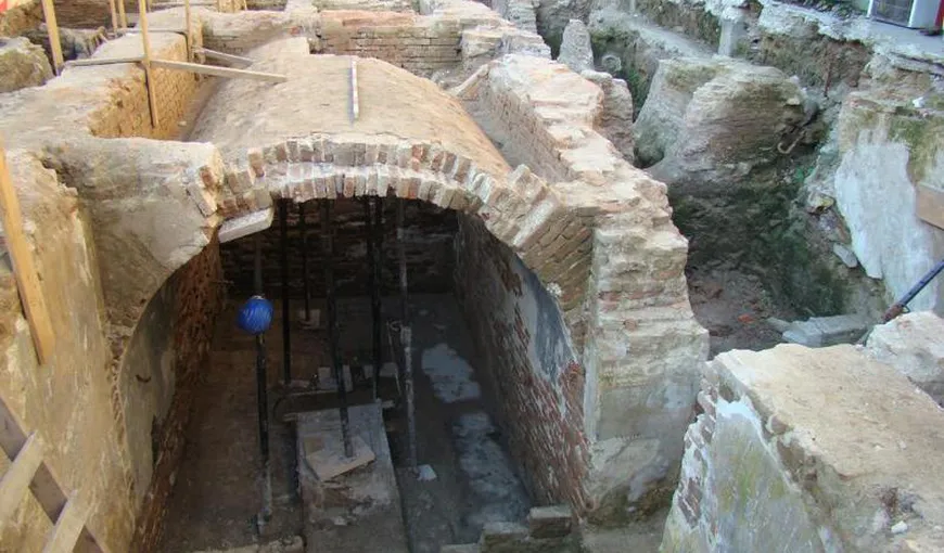 Fiul lui Udrea construieşte în Lipscani, peste monumente istorice