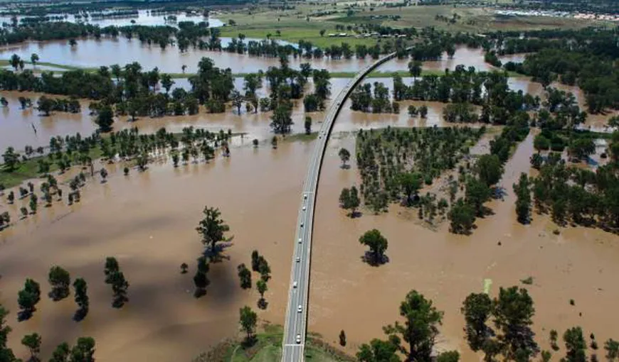Australia, sub ape. Mii de persoane evacuate din calea inundaţiilor VIDEO