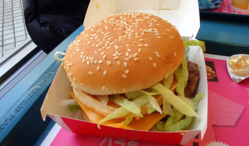 McDonald’s anunţă reducerea administrării de antibiotice la puii serviţi în restaurantele sale din întreaga lume